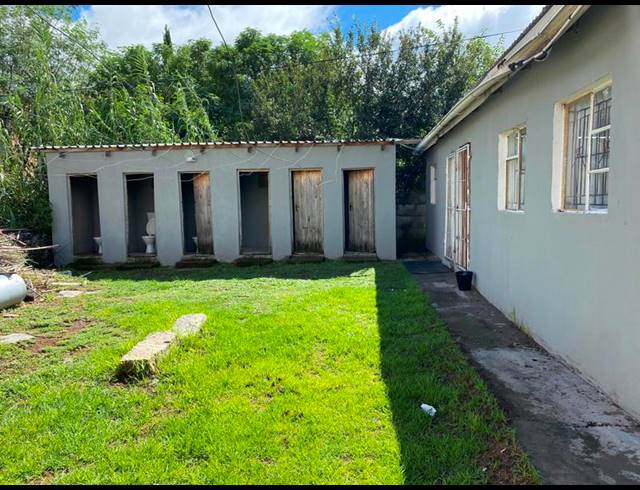 15 BEDROOM HOUSE FOR SALE IN SANDRINGHAM